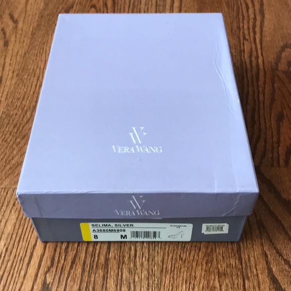 Vera Wang Glitter Metallic Pumps - Picture 8 of 8